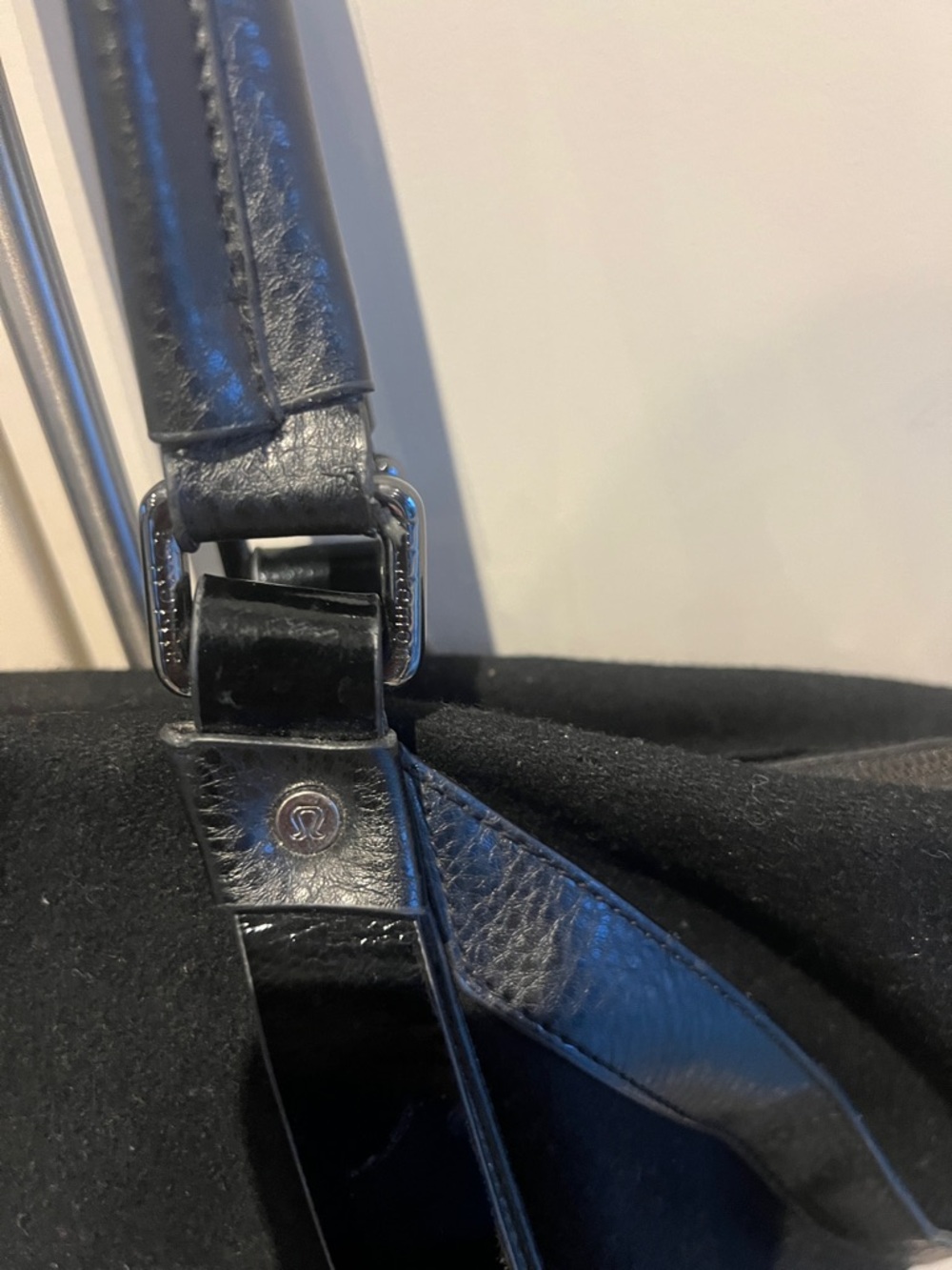 Lululemon Anytime Weekender Getaway Gym Bag - Picture 3 of 13